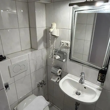 Apartment Westend#101 *